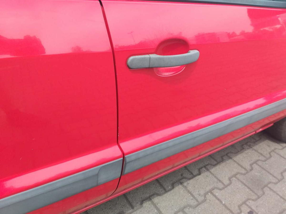 Ford Fusion original Tür vorn rechts Rot Bj.2007